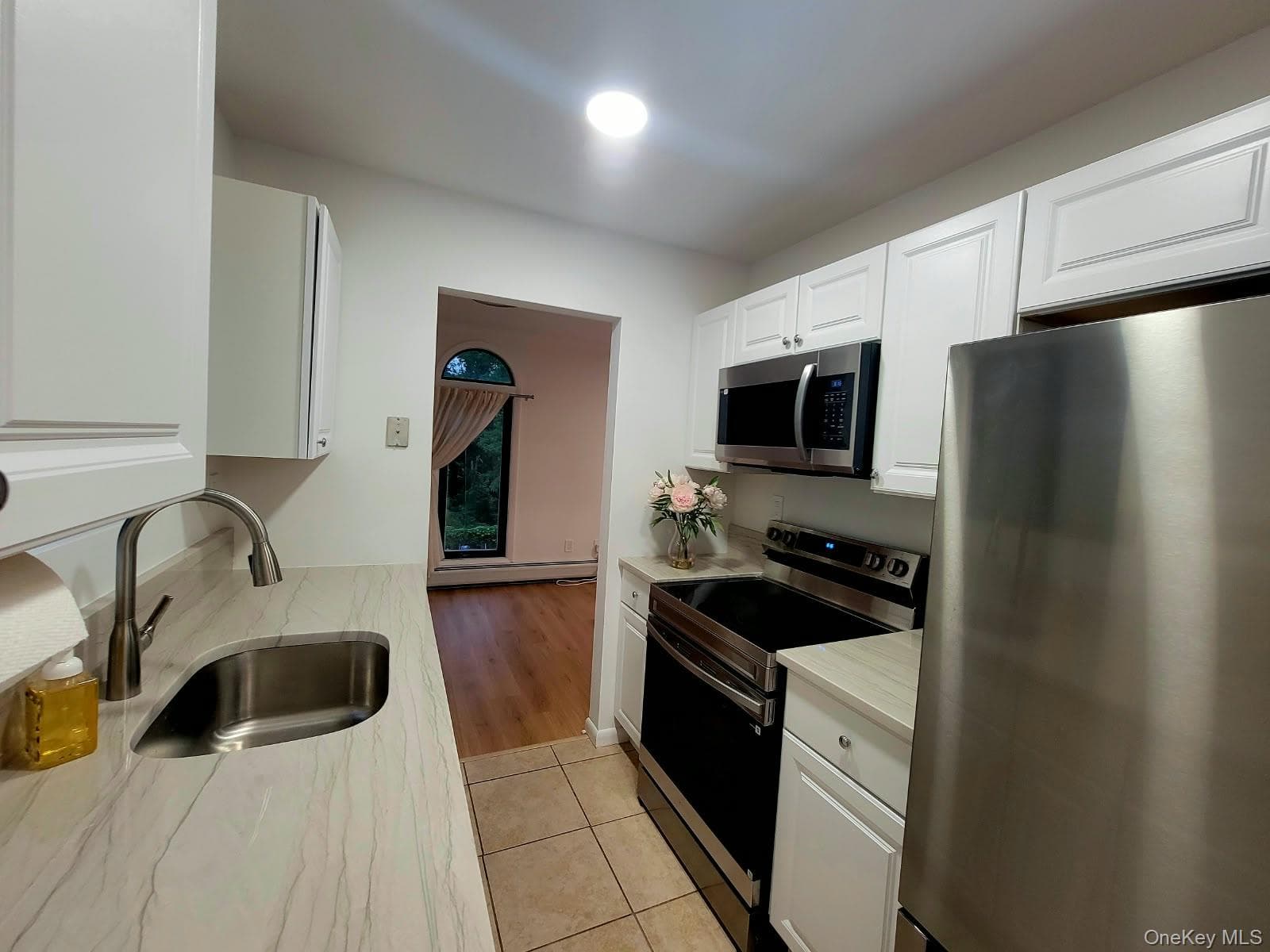 14 Granada Crescent Unit: 19 thumbnail 5