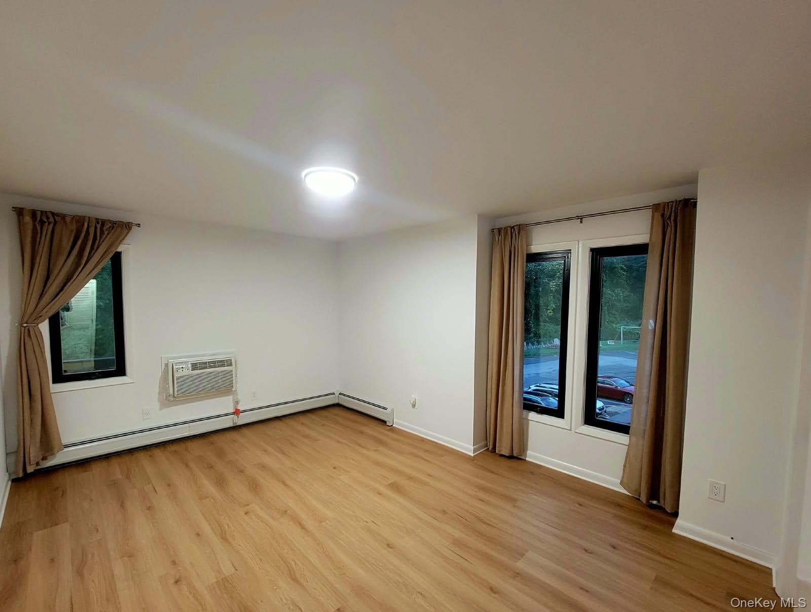 14 Granada Crescent Unit: 19 thumbnail 6
