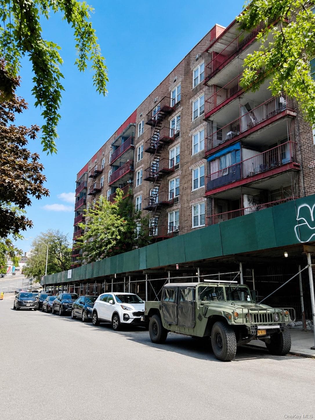8616 60th Avenue Unit: 3P, Elmhurst