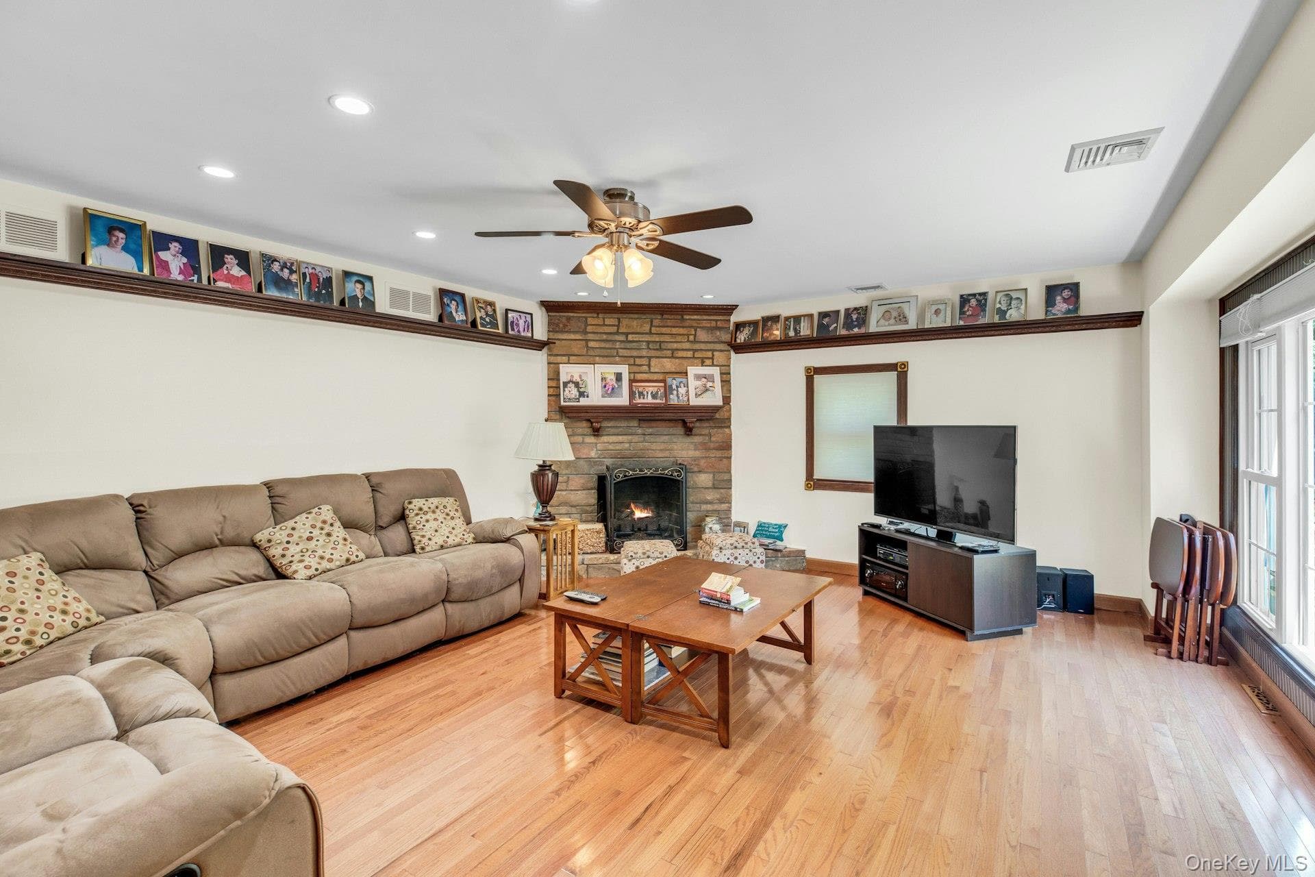 29 Columbine Avenue thumbnail 6
