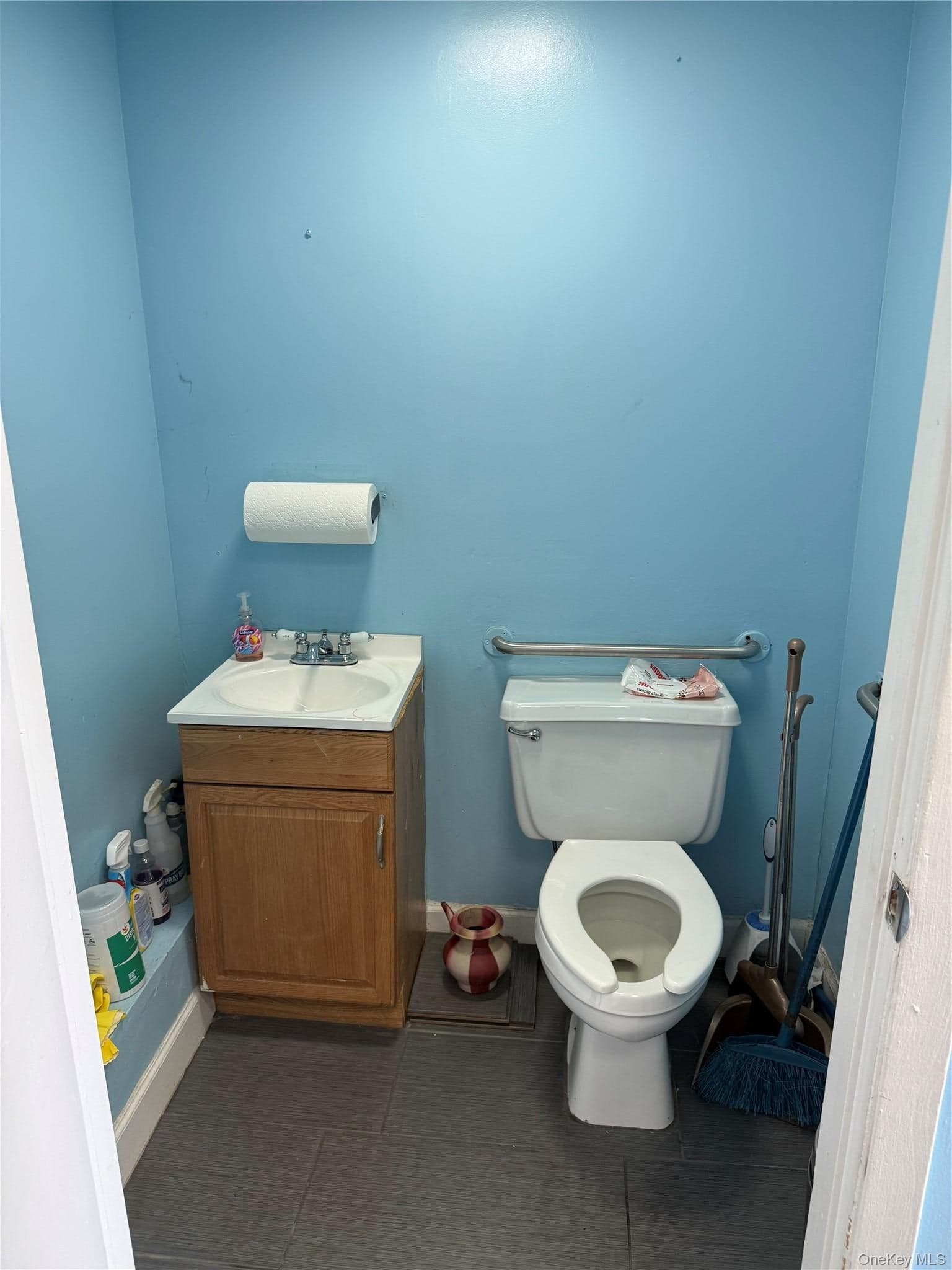 9310 Woodhaven BLVD thumbnail 5
