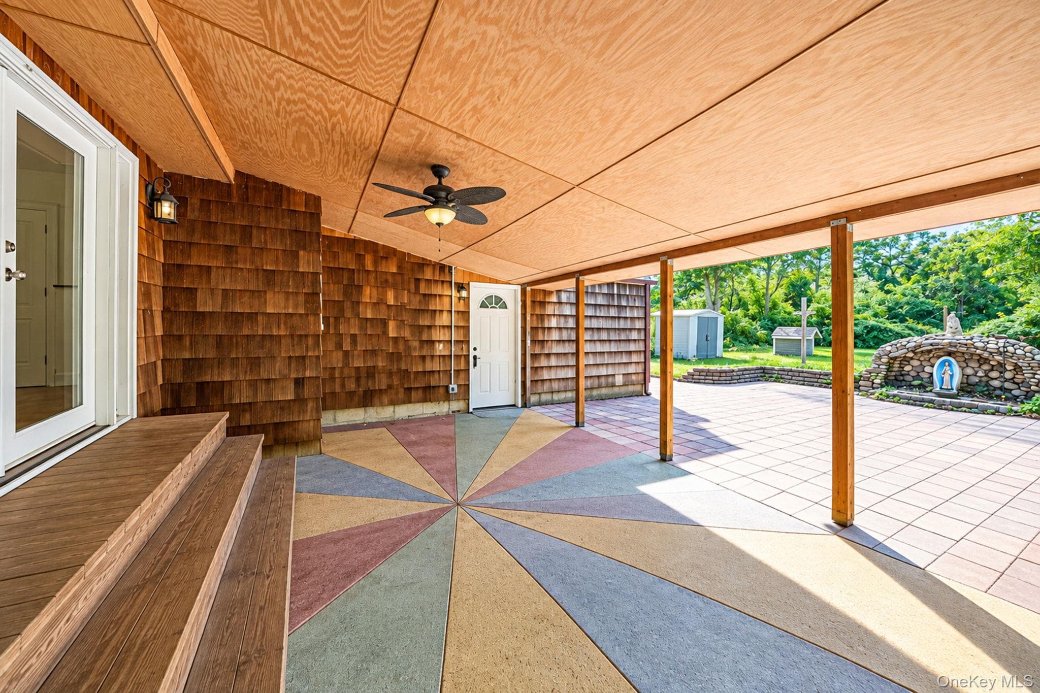 1041 Joselson Avenue thumbnail 8