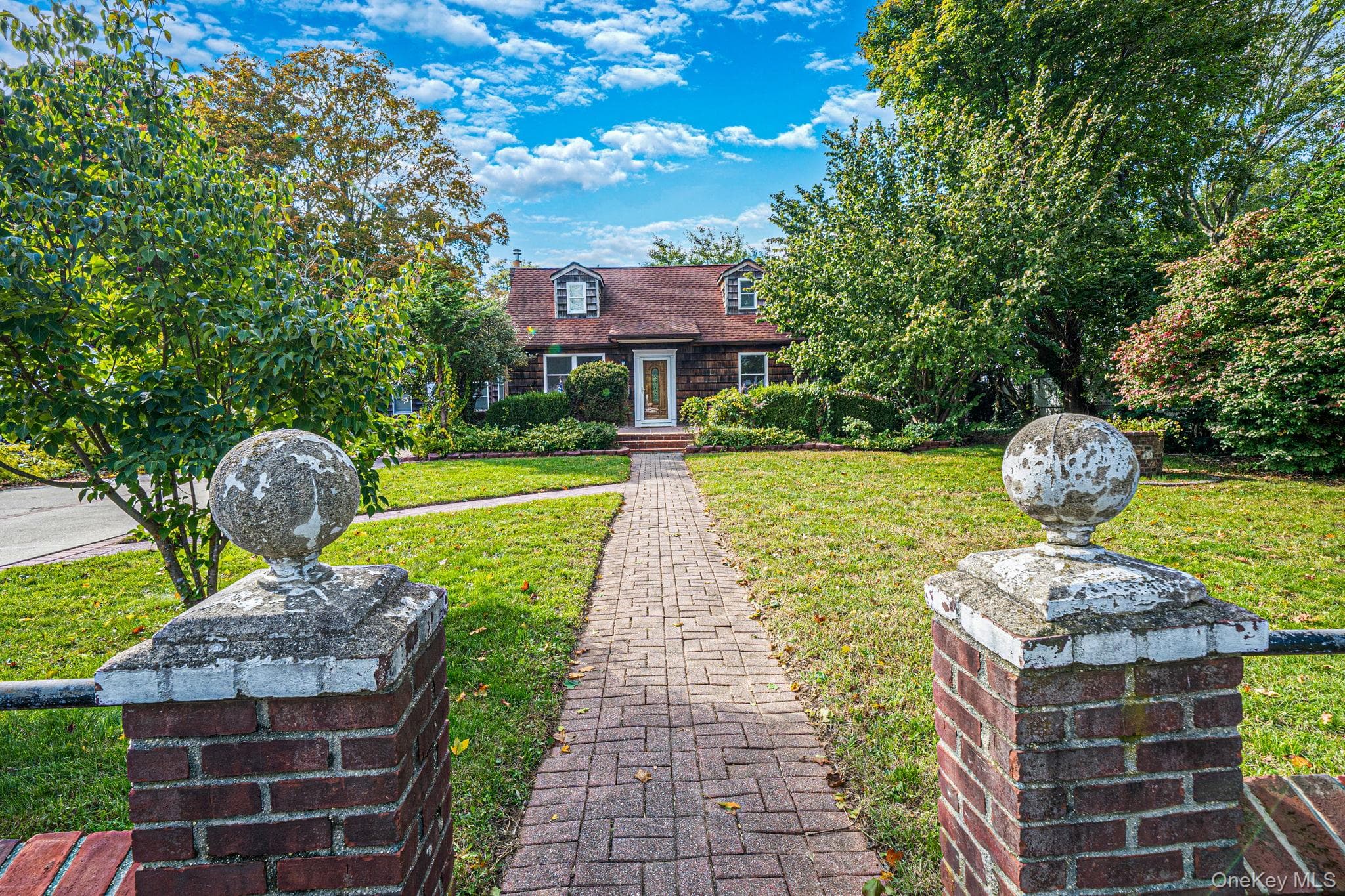 1041 Joselson Avenue, Bay Shore