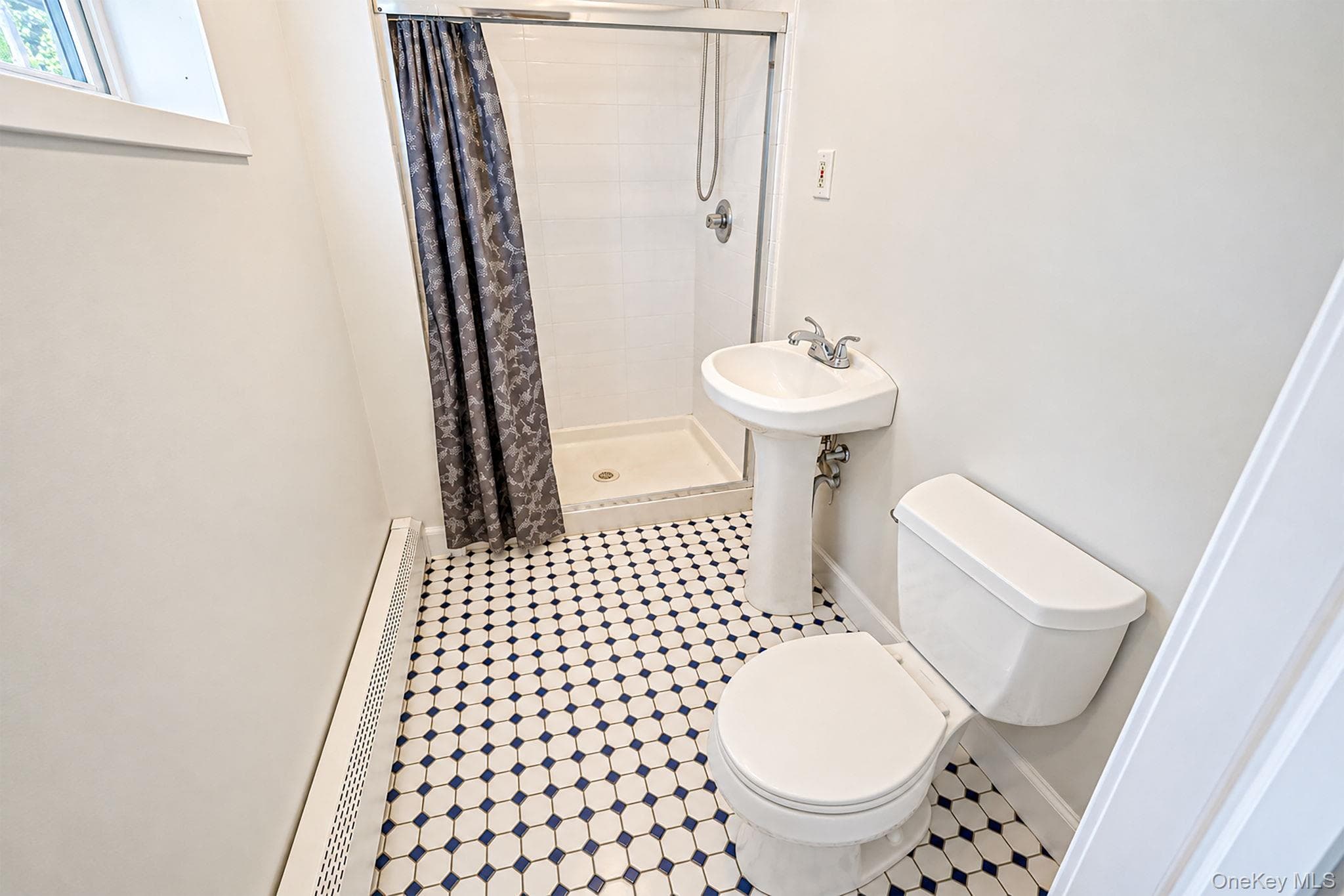 1041 Joselson Avenue thumbnail 31