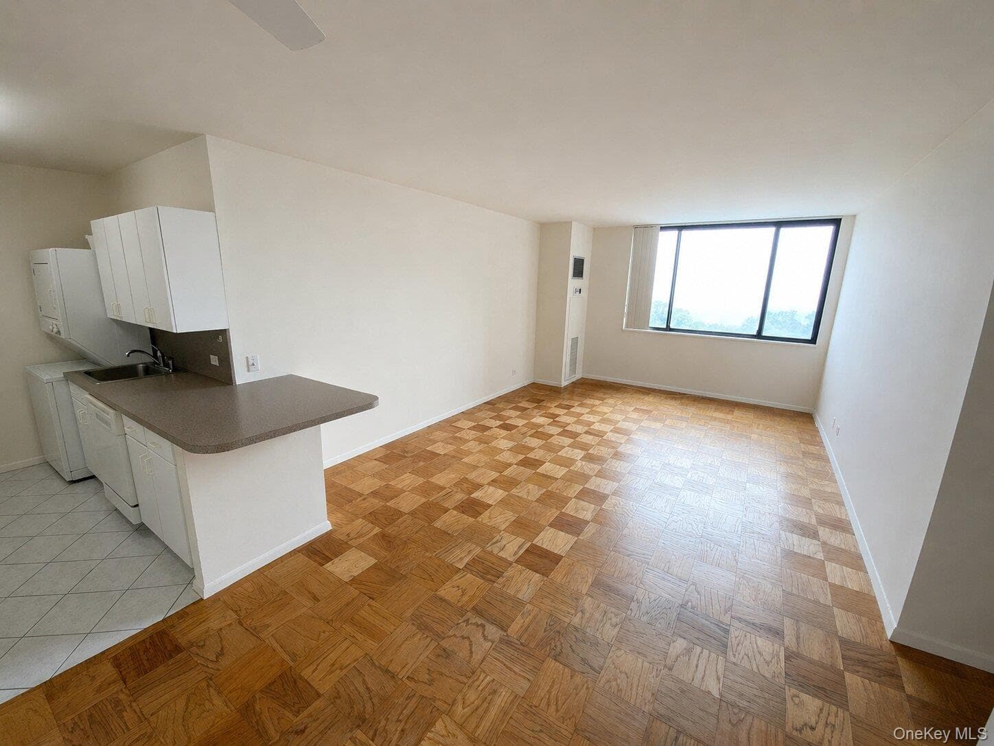 27010 Grand Central Parkway Unit: 7C, Floral Park