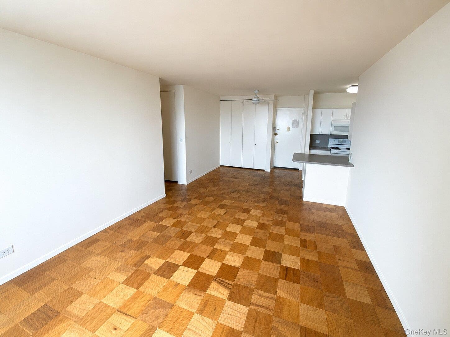 27010 Grand Central Parkway Unit: 7C thumbnail 3