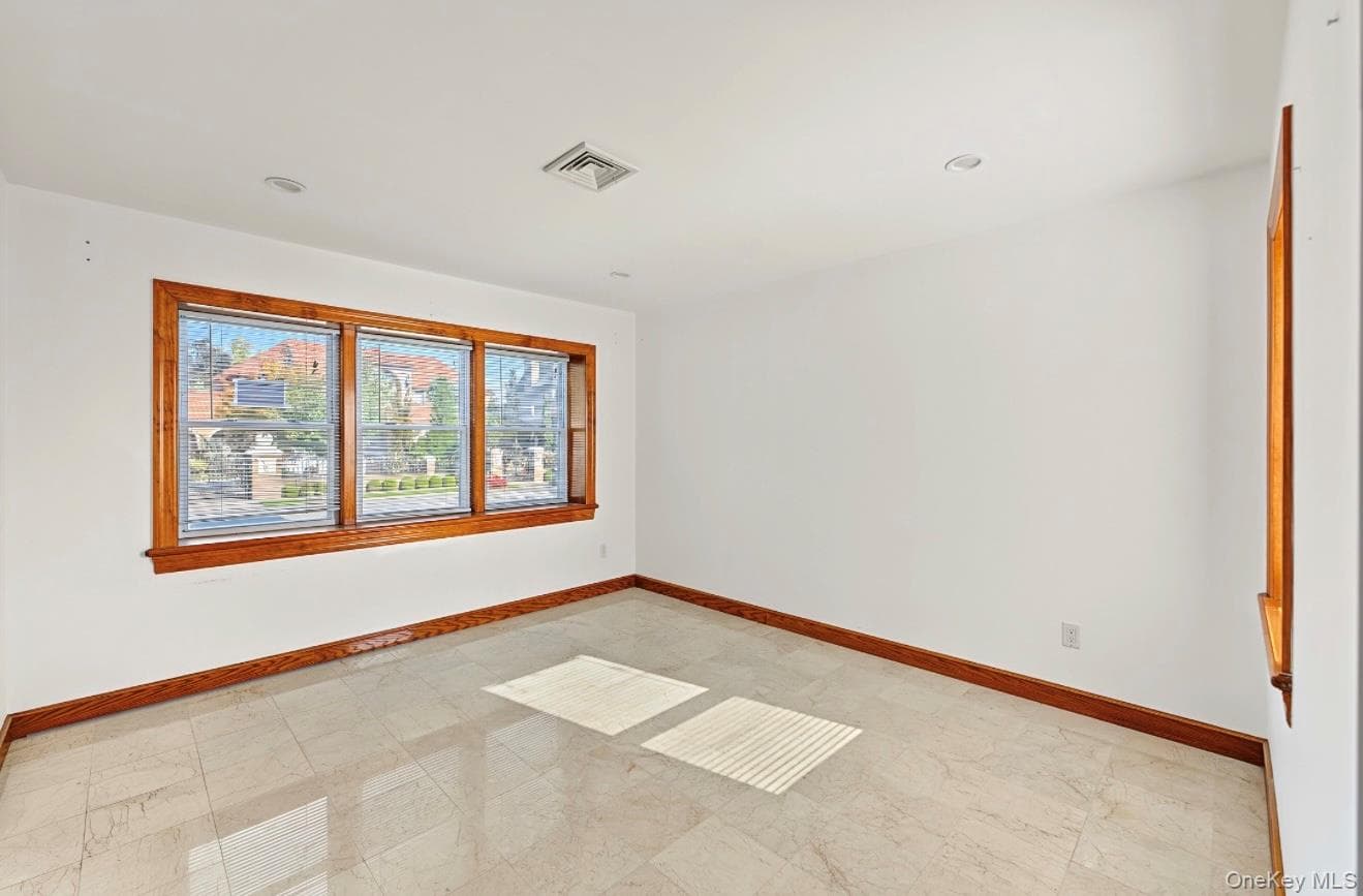30 North Drive thumbnail 13