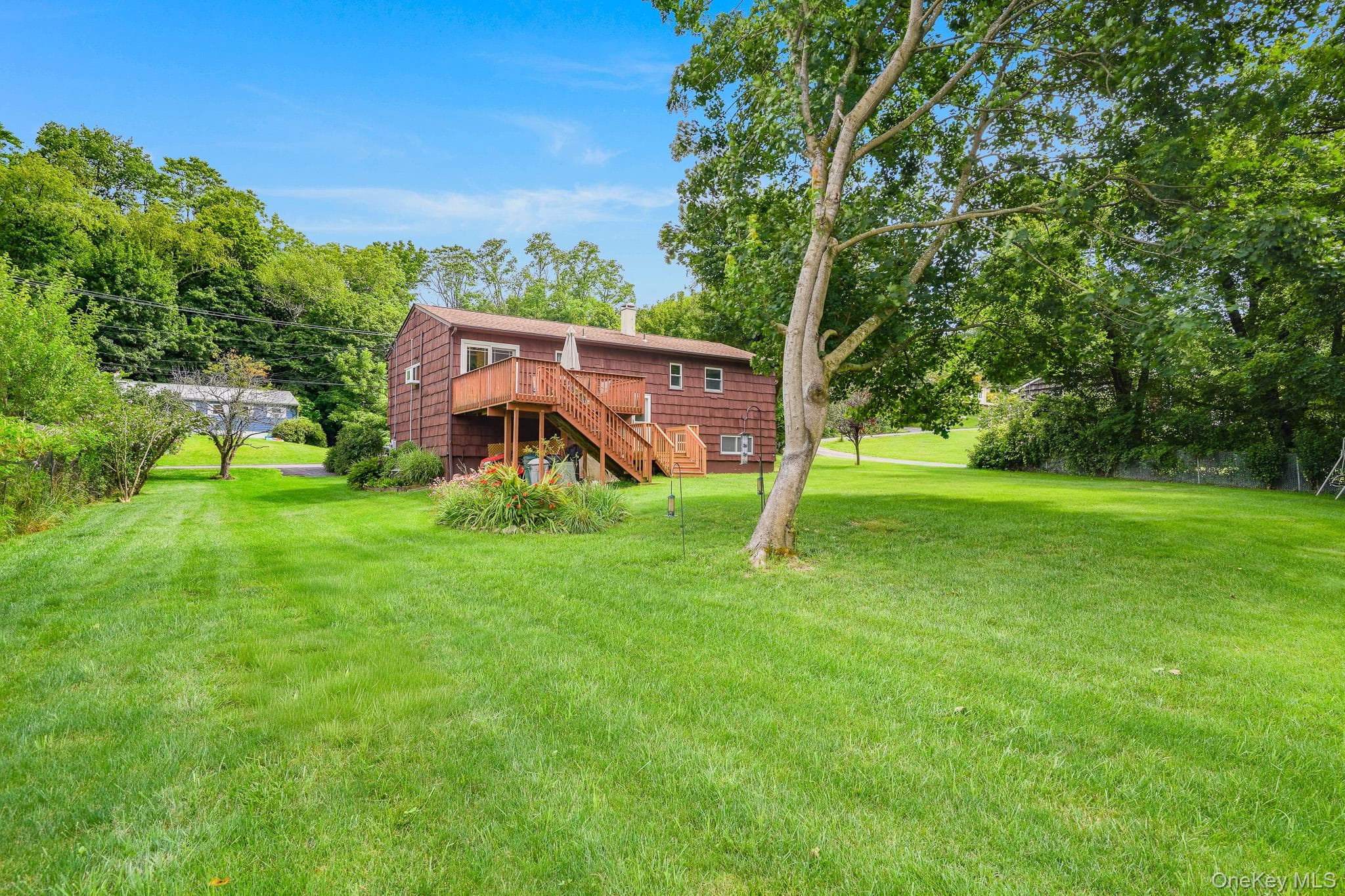 26 Bowdoin Lane thumbnail 25