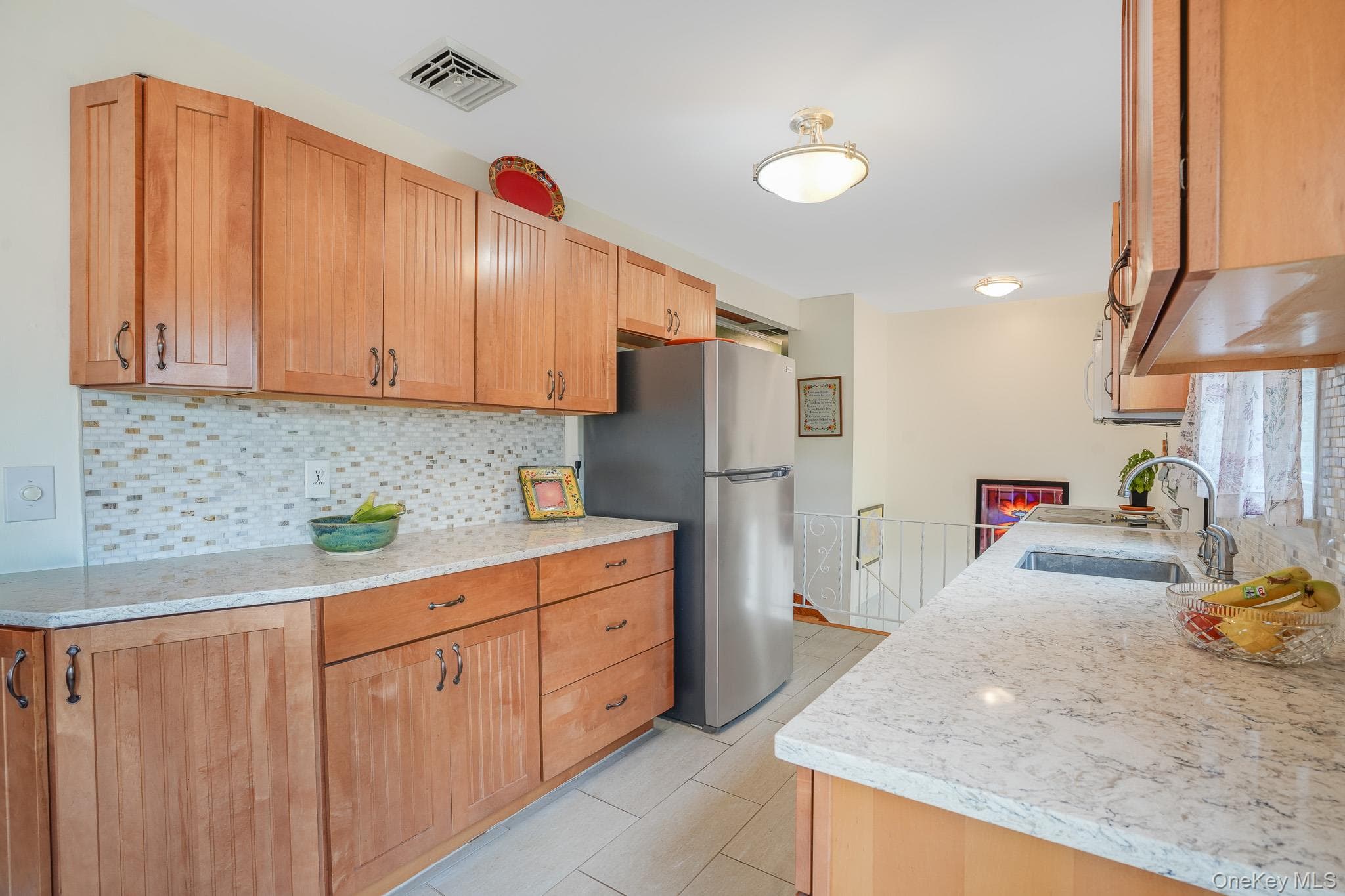 26 Bowdoin Lane thumbnail 9