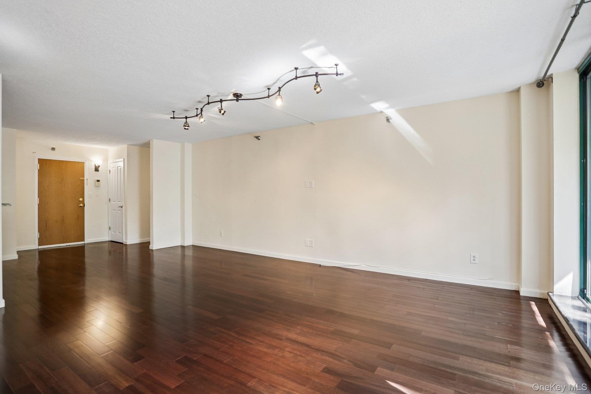 302 Church Street Unit: 2J thumbnail 8