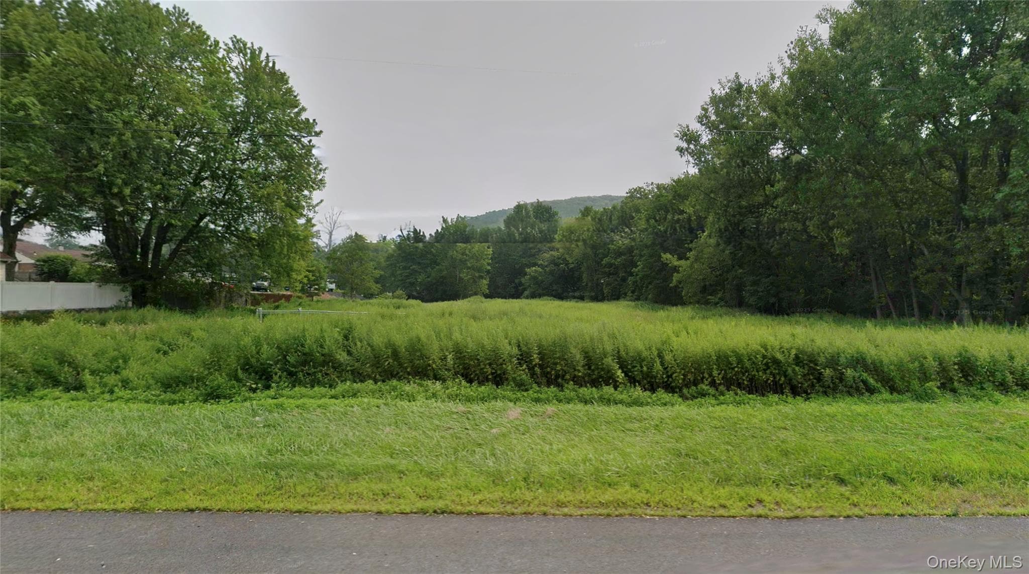 106 Route 22 photo 1
