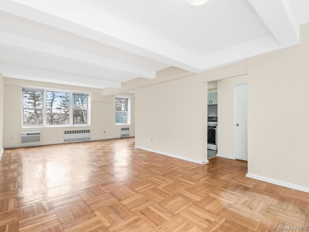 679 W 239th Street Unit: 1C thumbnail 9