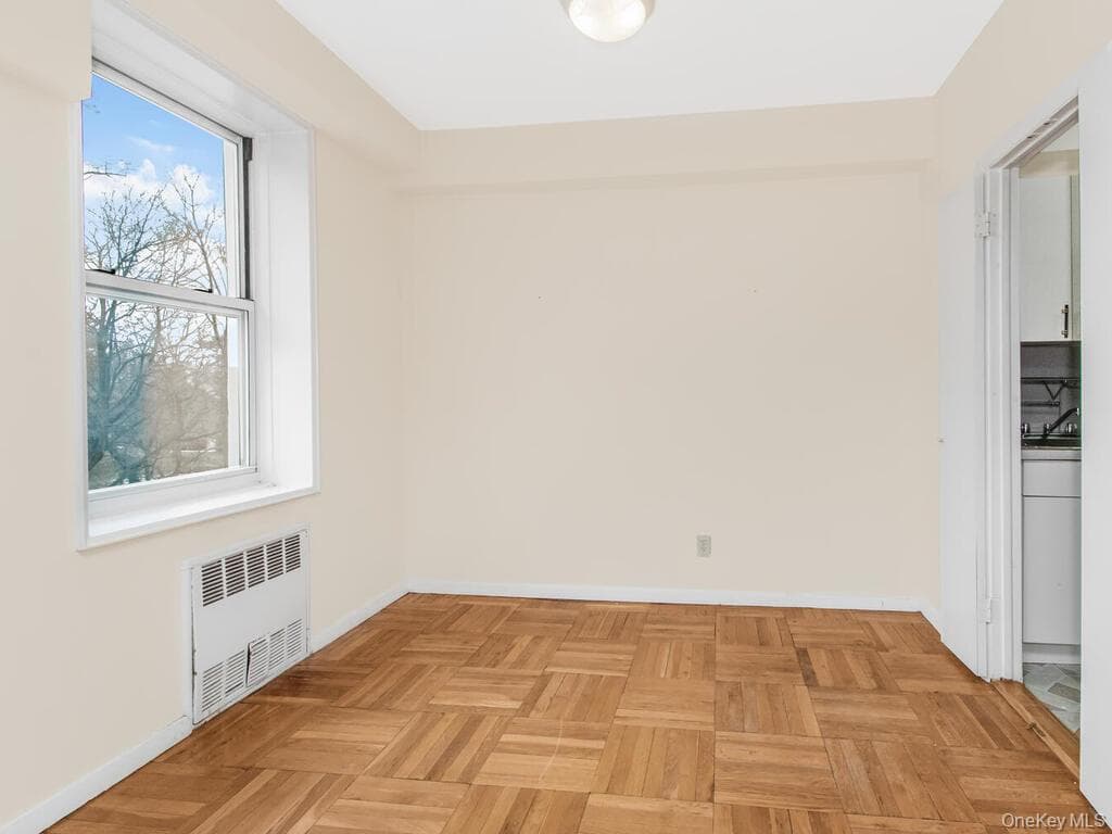 679 W 239th Street Unit: 1C thumbnail 5