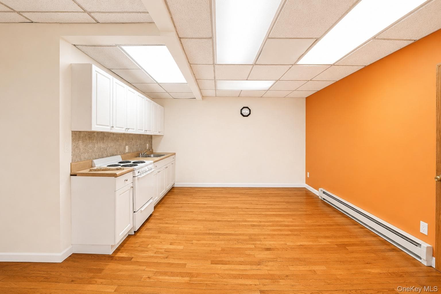 6419 Myrtle Avenue thumbnail 19