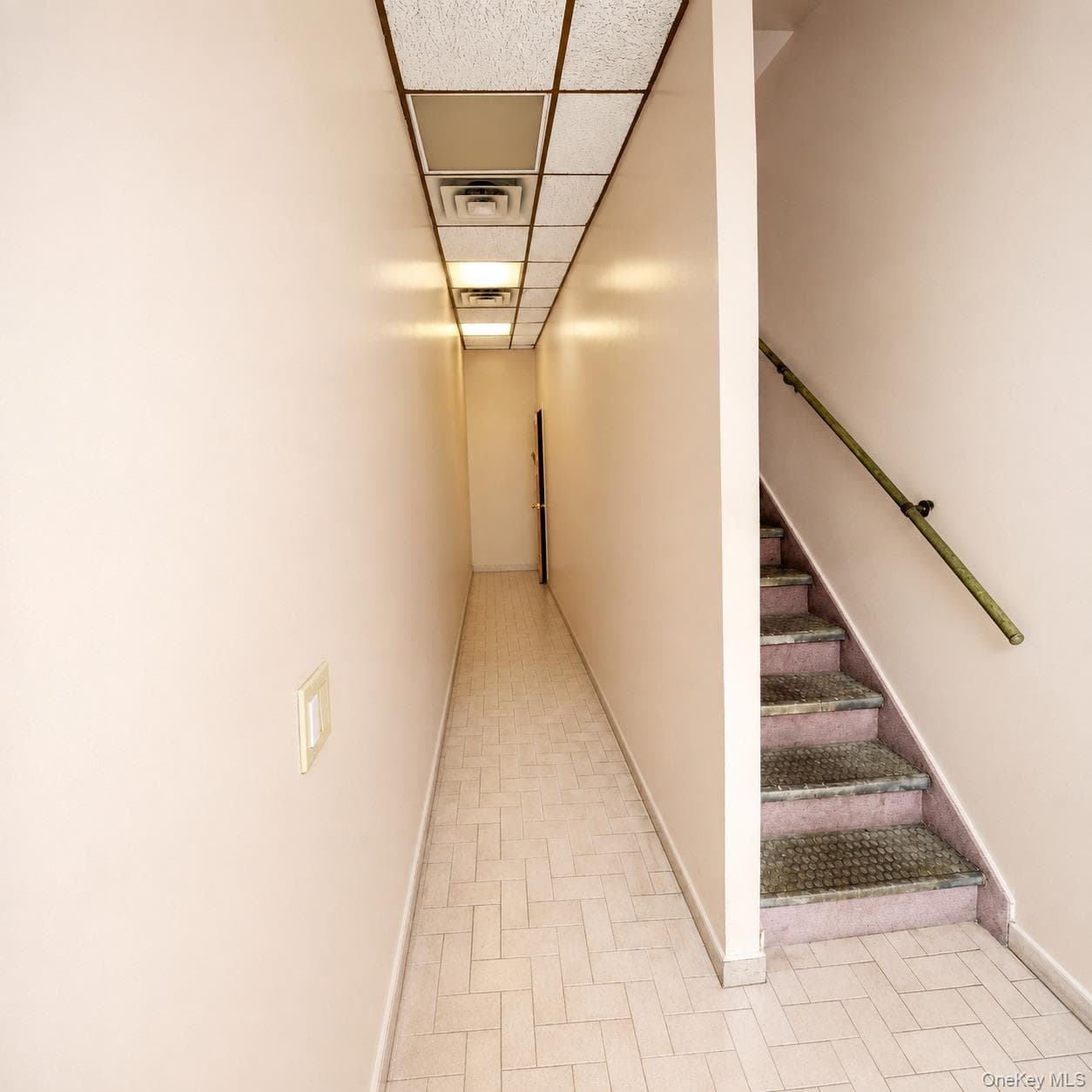 6419 Myrtle Avenue thumbnail 5
