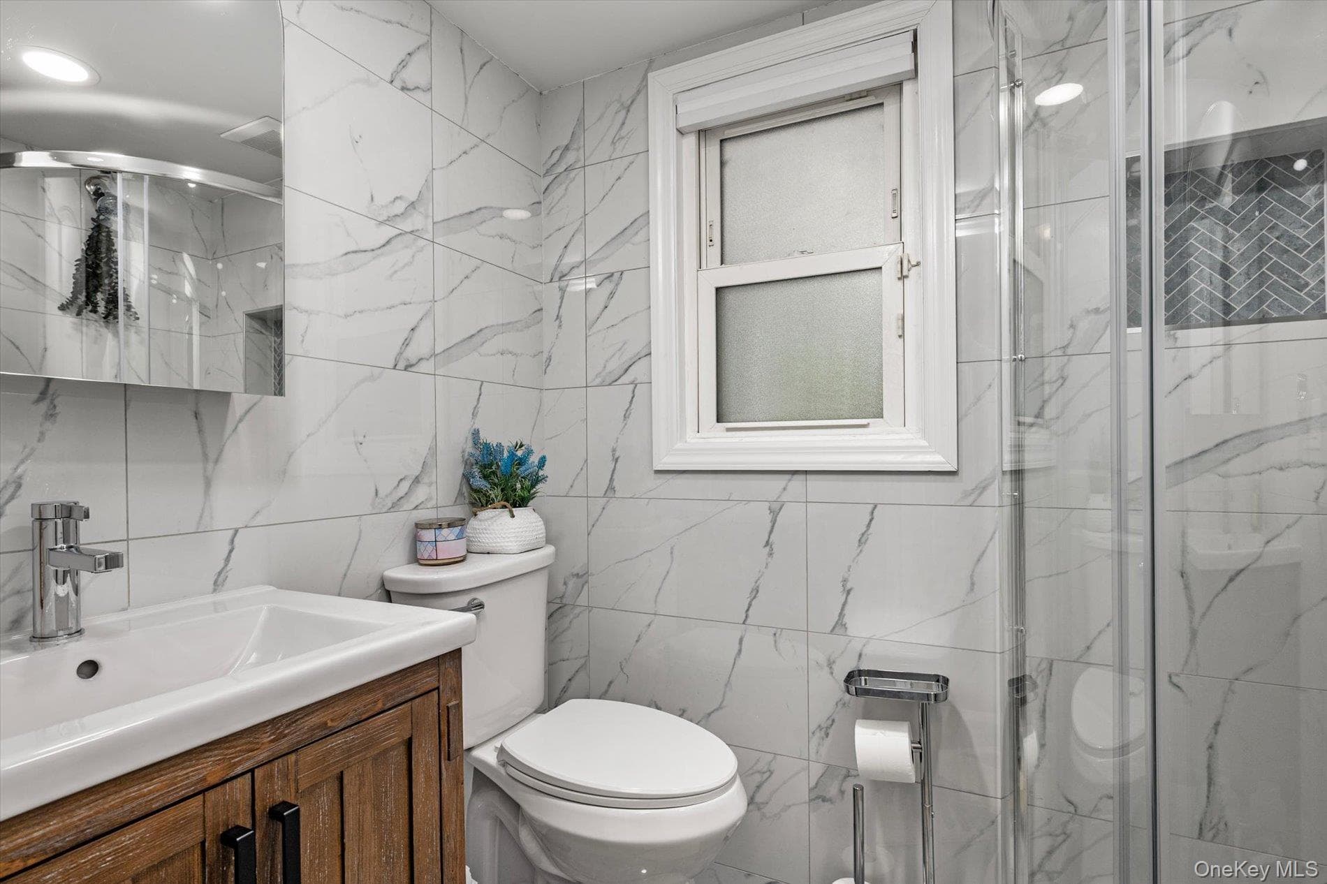 18 Meadow Lark Drive thumbnail 6
