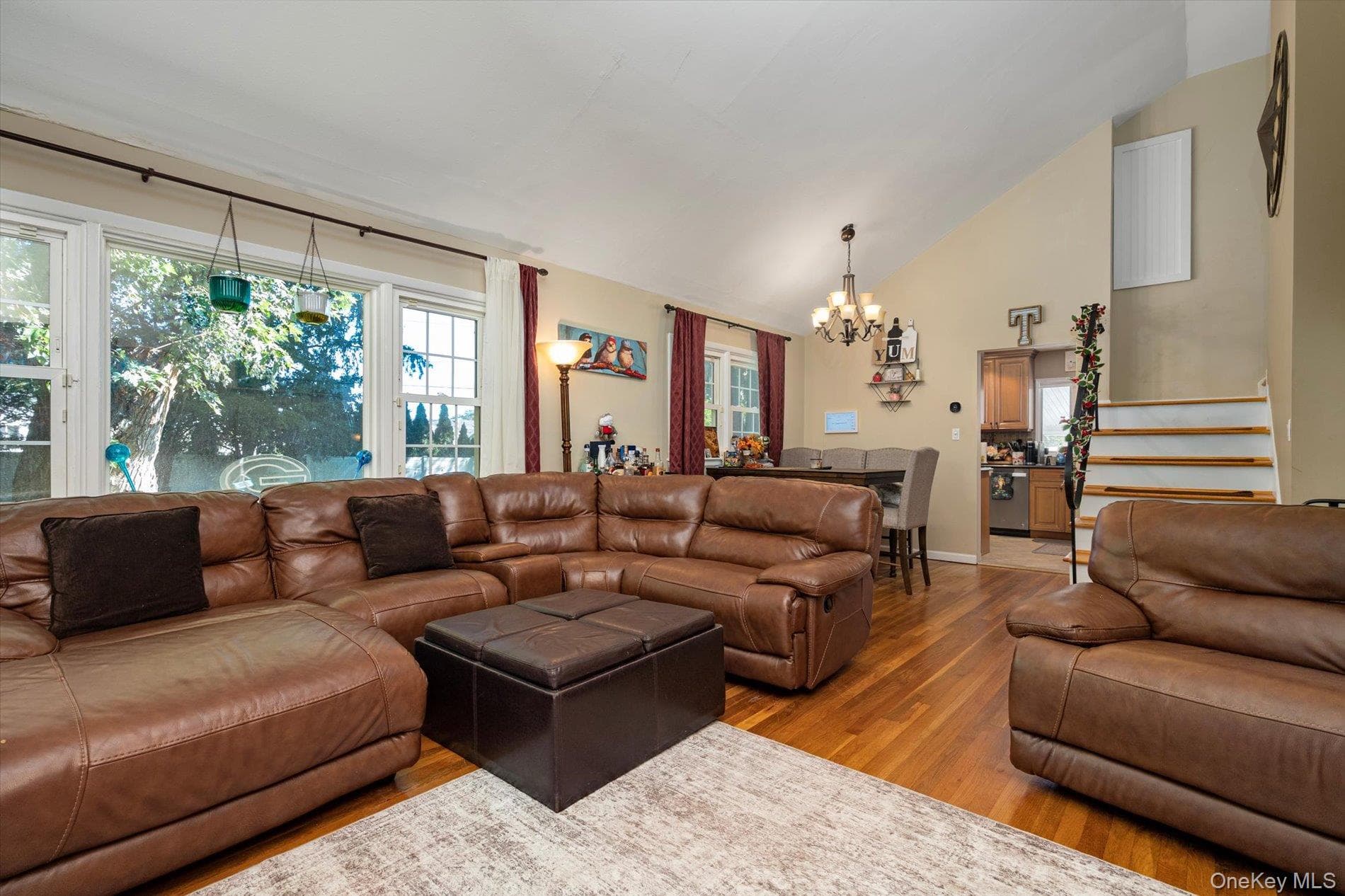 18 Meadow Lark Drive thumbnail 8