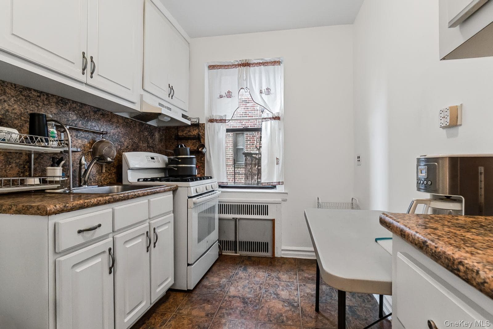 43-01 46th St St Unit: 4-A thumbnail 5