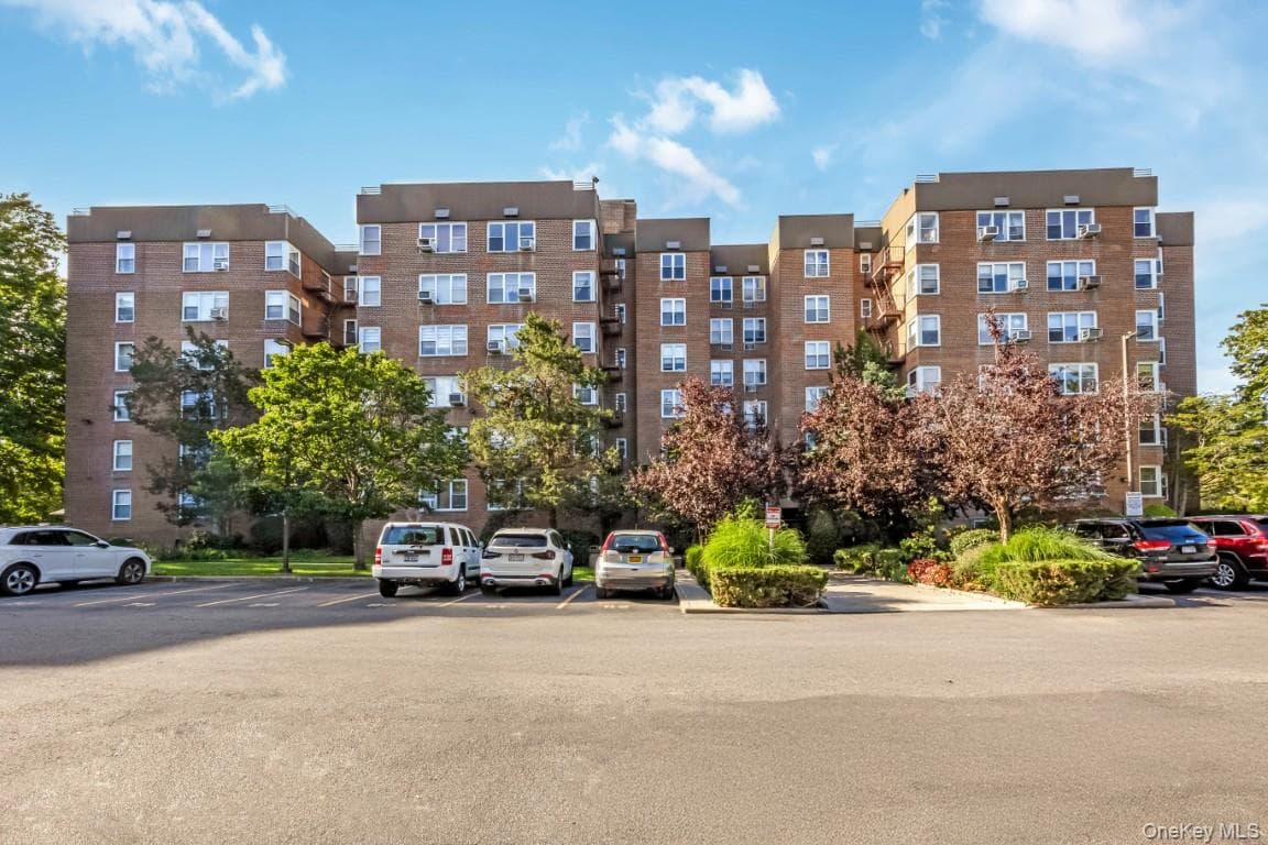 18-40 211th Street Unit: 4A photo 1