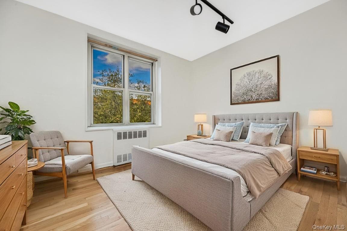 18-40 211th Street Unit: 4A thumbnail 18