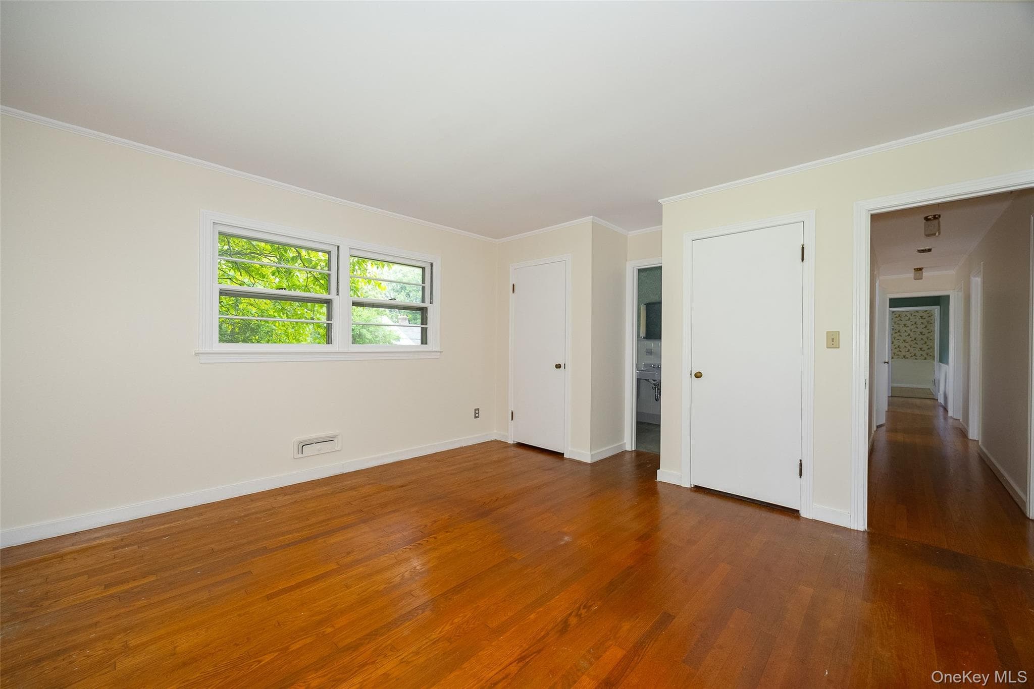 18 Flower Hill Road thumbnail 13