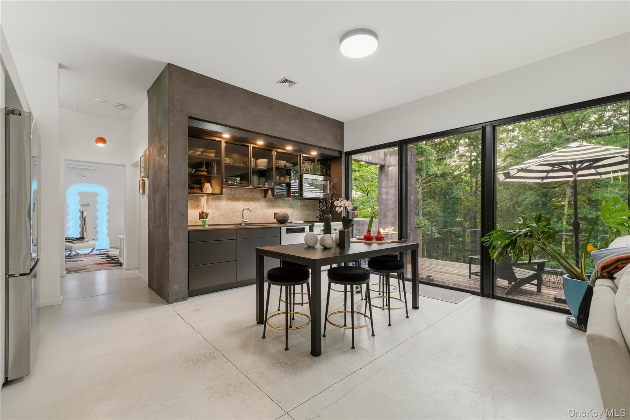 194 Mapes Road thumbnail 13
