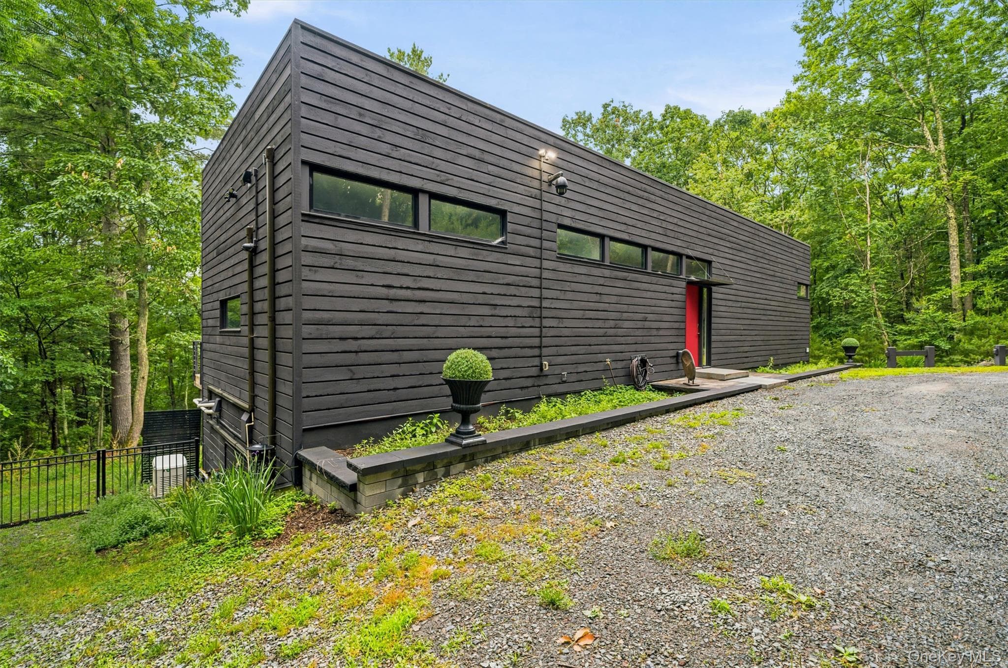 194 Mapes Road thumbnail 49
