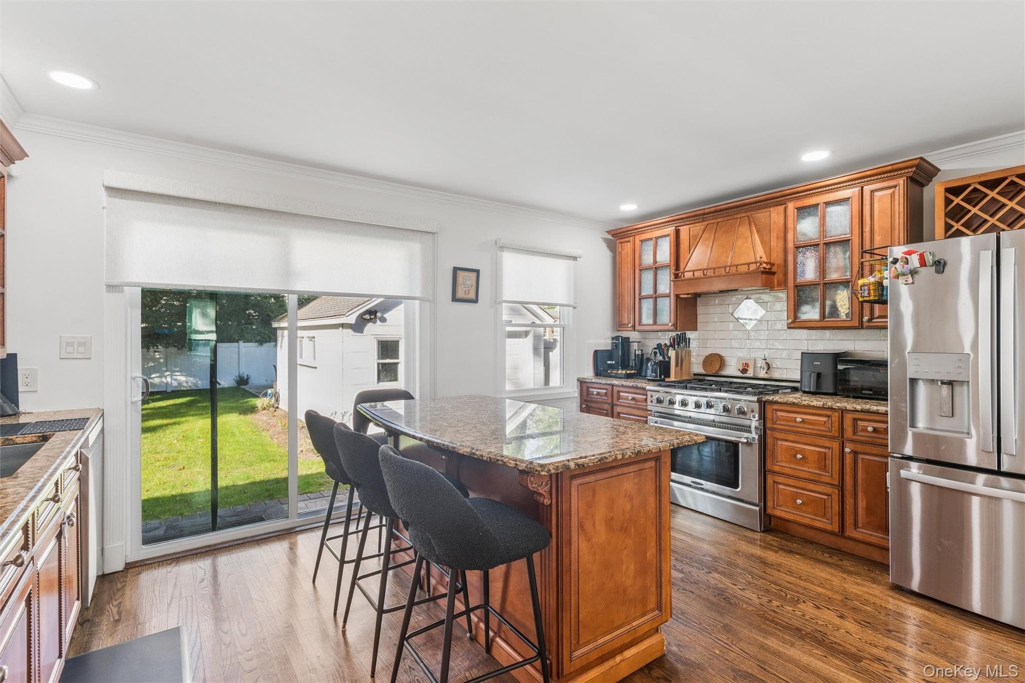 214 Elsie Avenue thumbnail 9