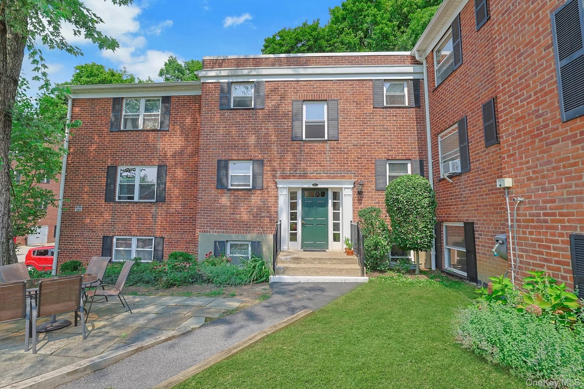 129-1 S Highland Avenue Unit: B3 thumbnail 2