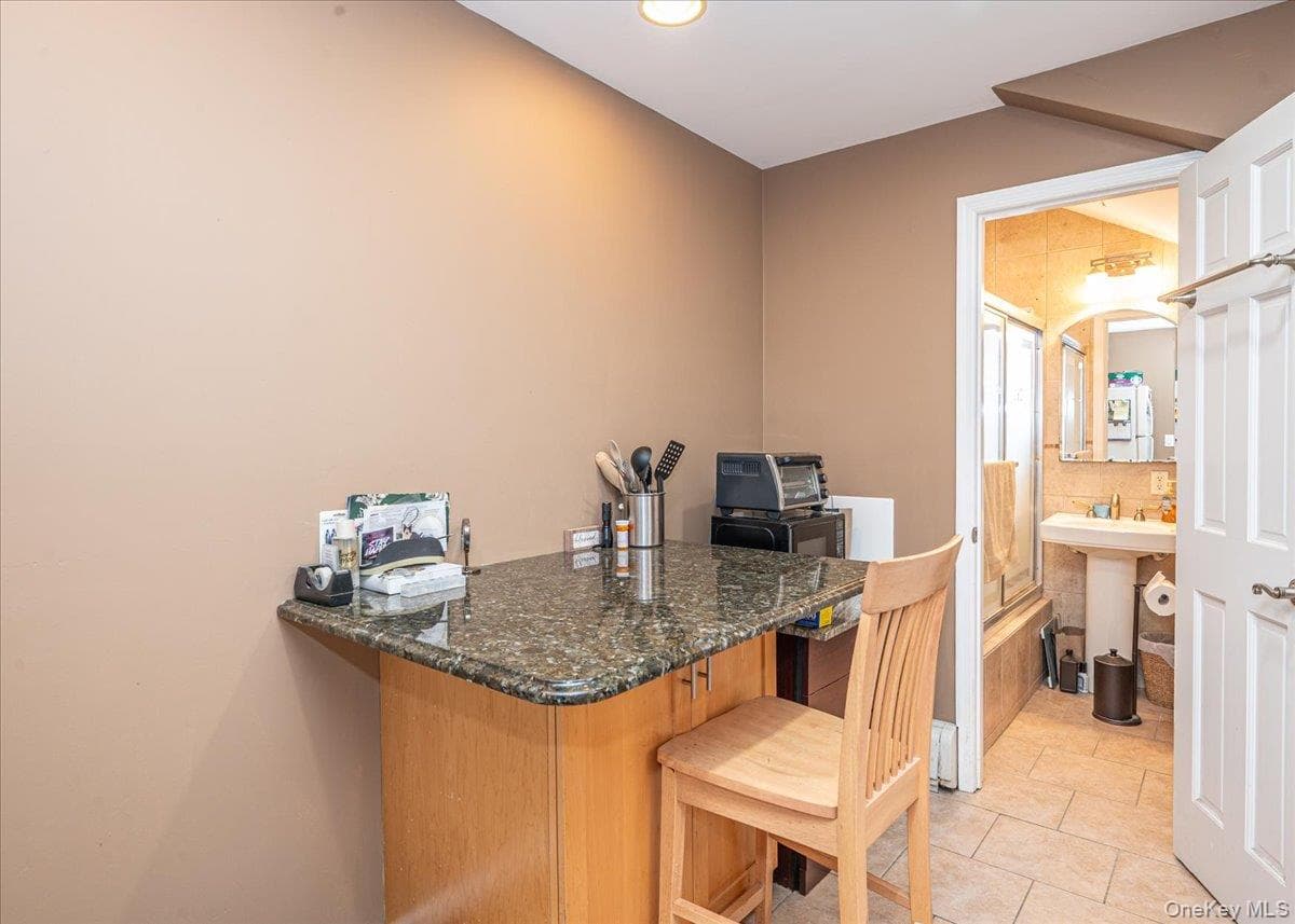 557 Newbridge Road thumbnail 35