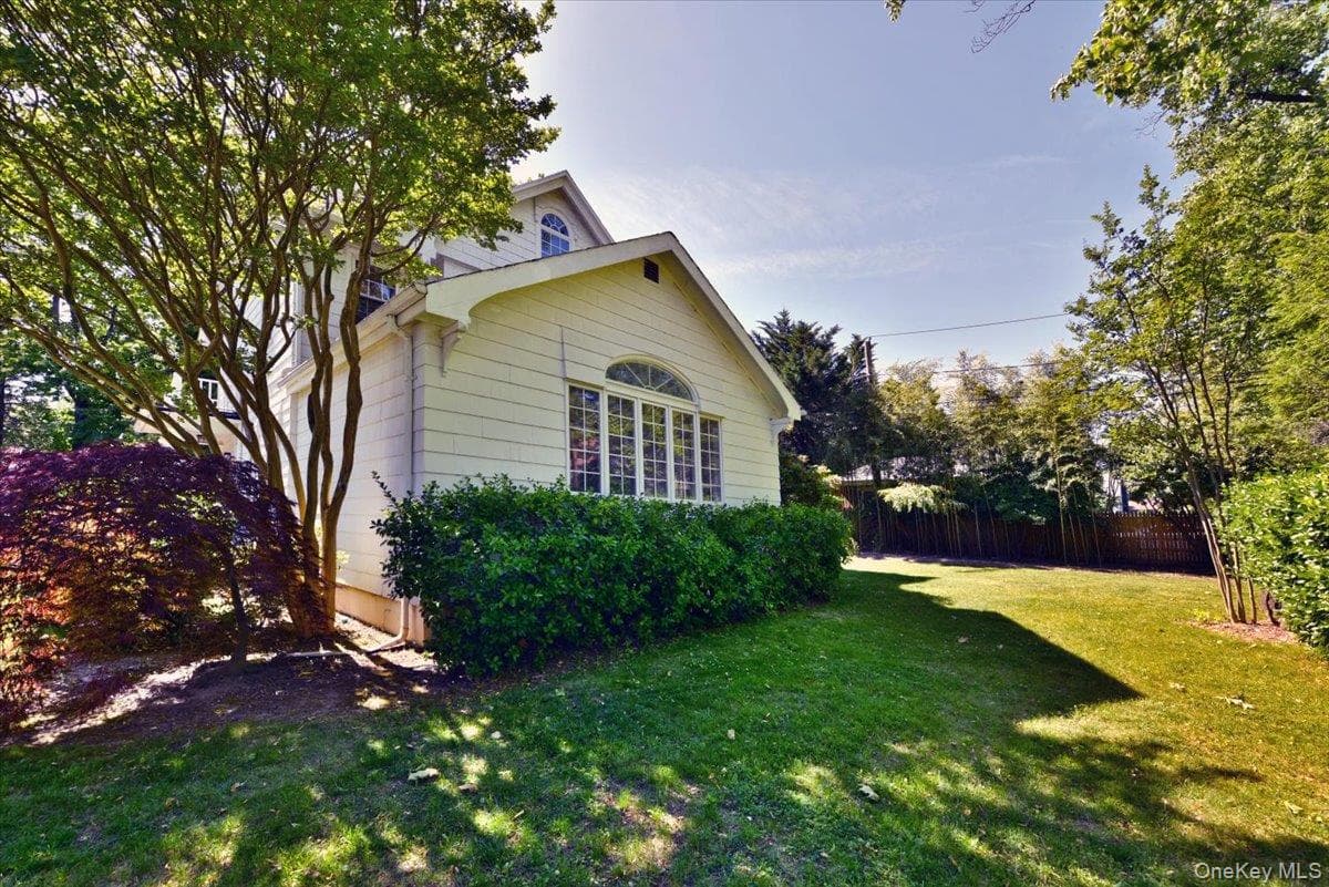 9 Nassau Drive thumbnail 34