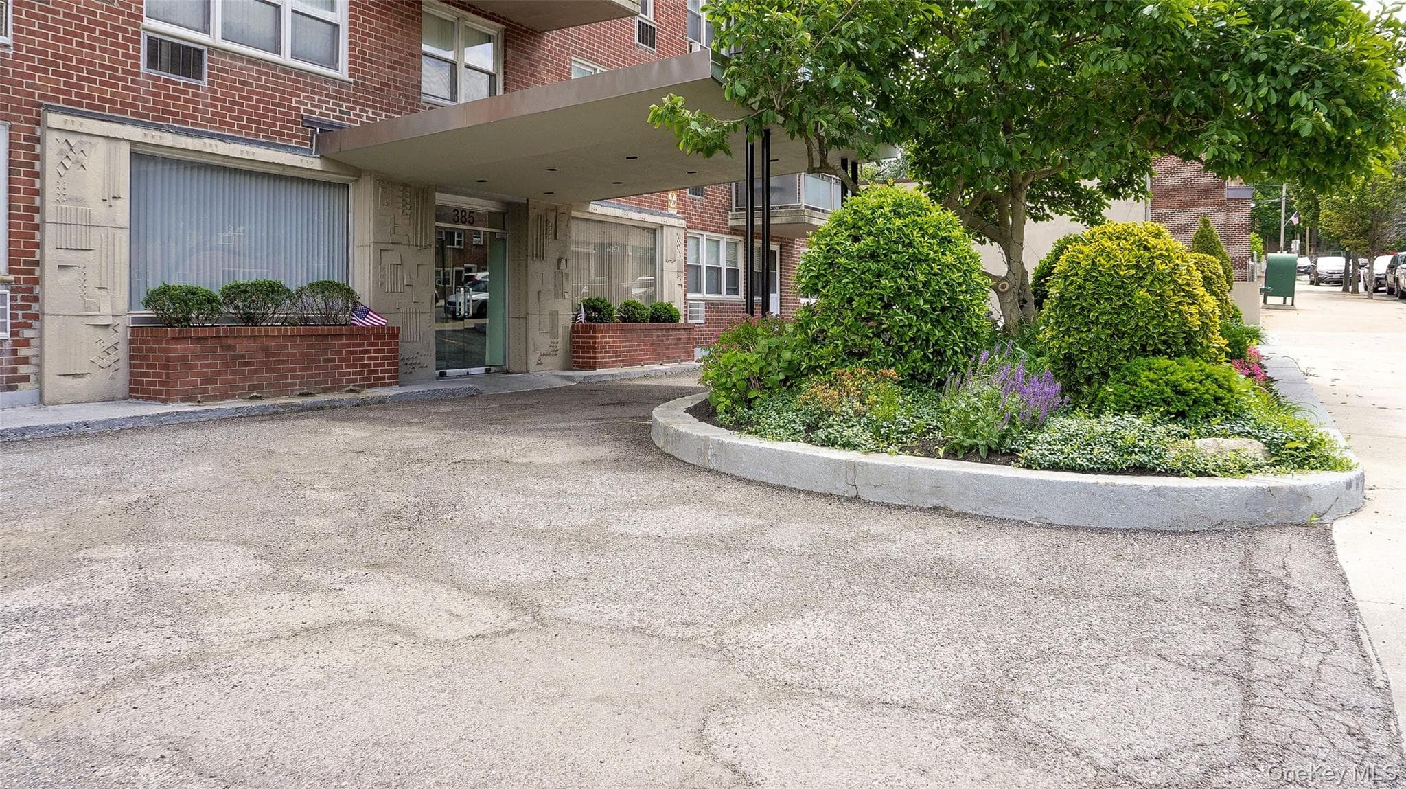 385 Mclean Avenue Unit: 1G thumbnail 13