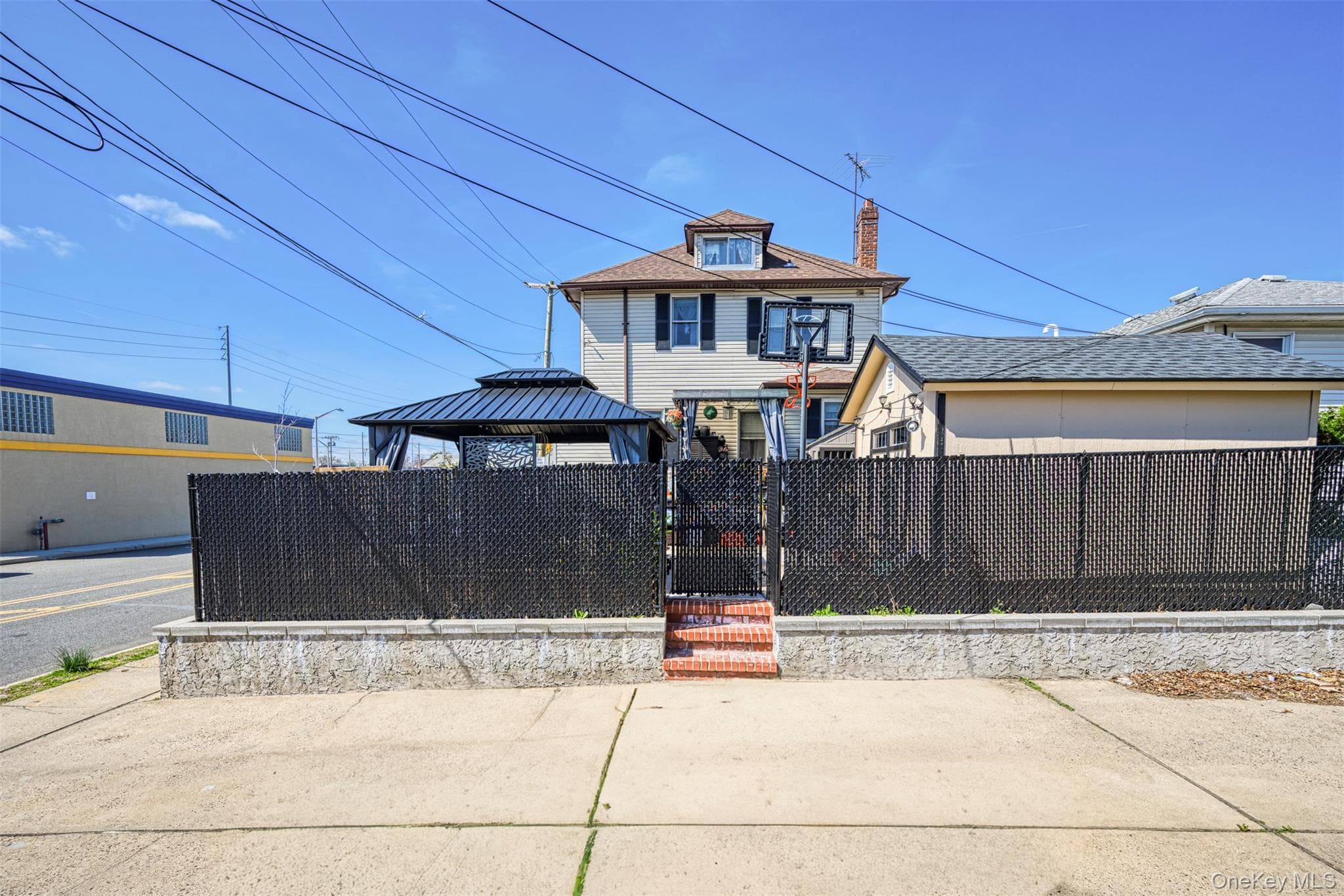 50 New Hyde Park Road thumbnail 44