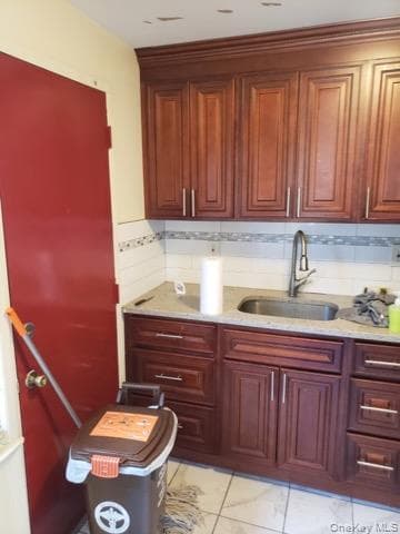 22724 Murdock Avenue thumbnail 11