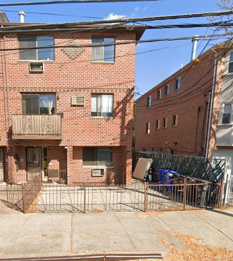 8839 Pitkin Avenue, Ozone Park