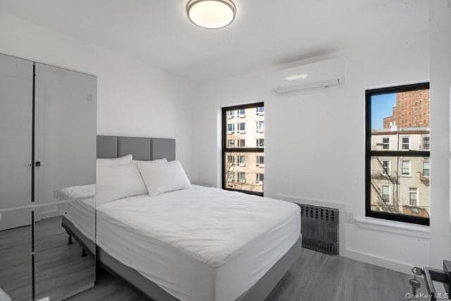 155 Clifton Place thumbnail 12