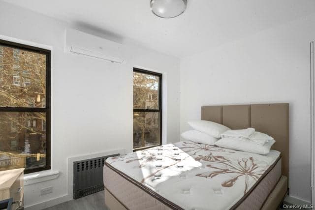 155 Clifton Place thumbnail 10