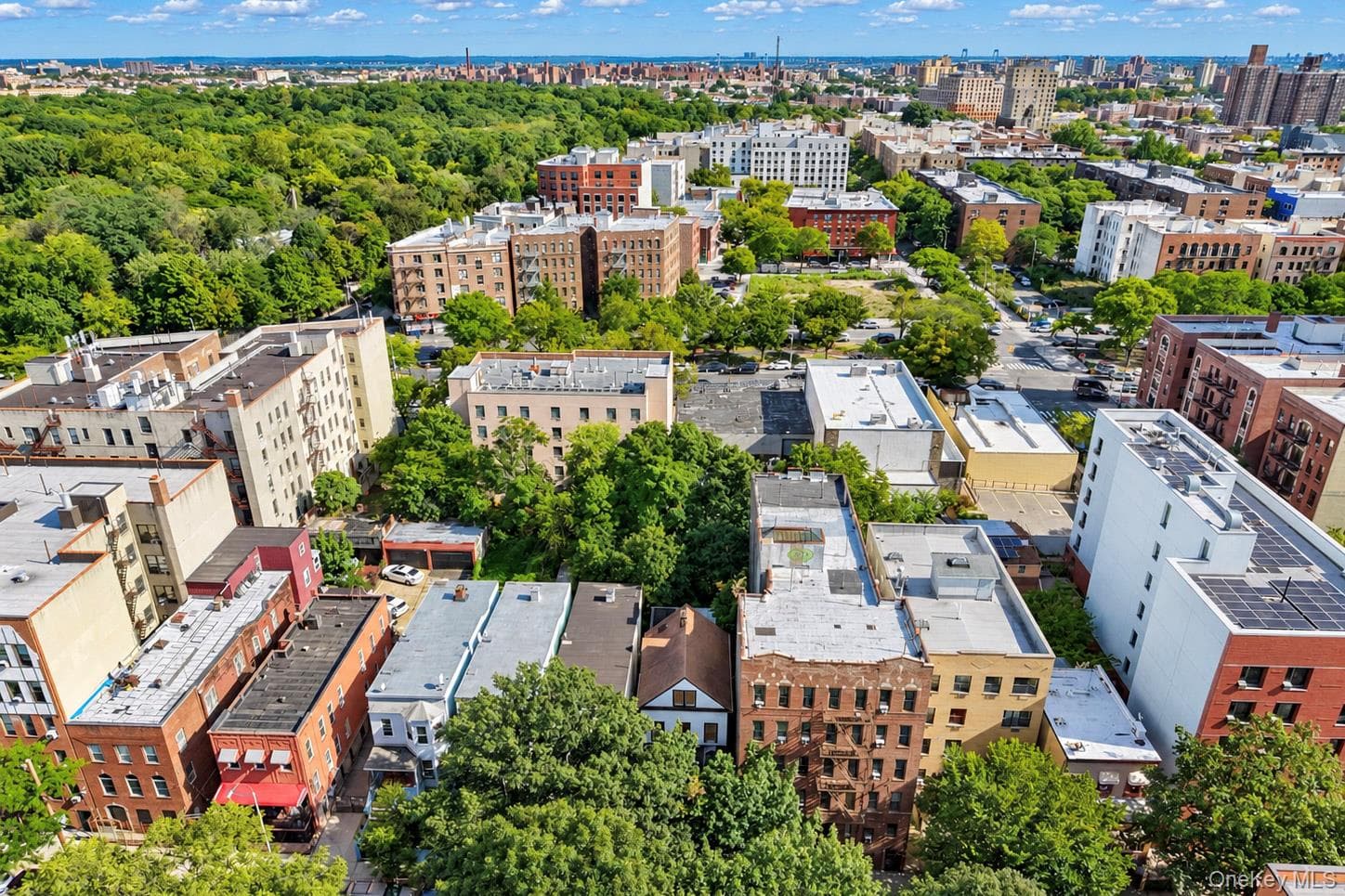 2140 Mapes Avenue thumbnail 11