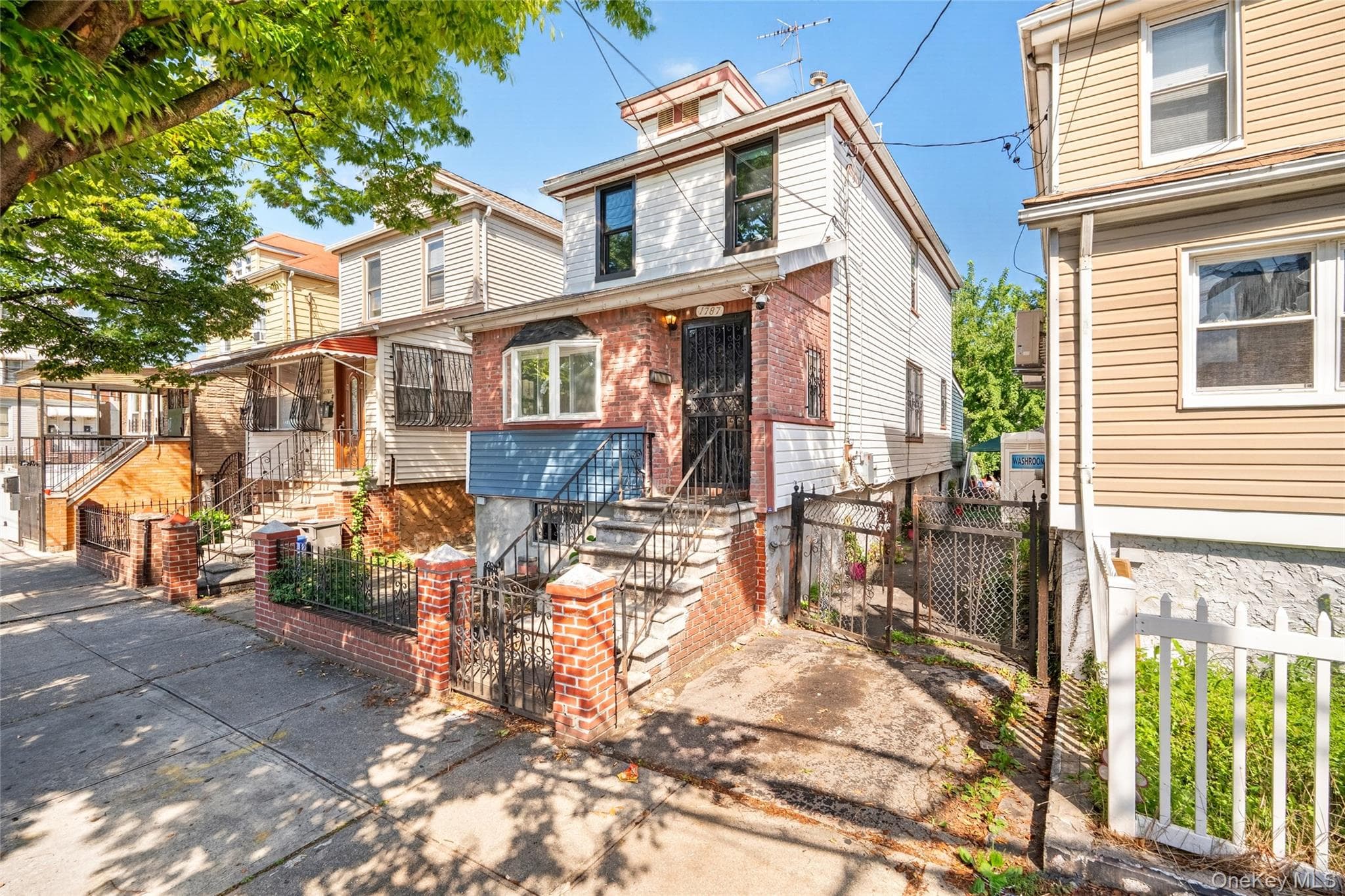 1787 Randall Avenue thumbnail 44