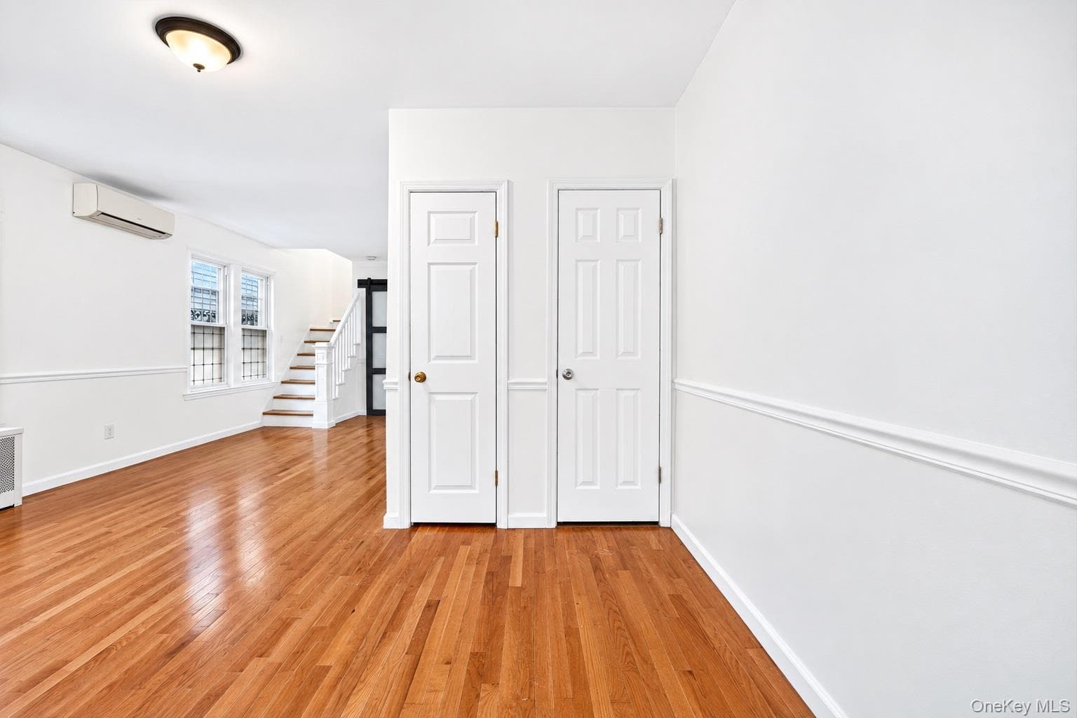 1787 Randall Avenue thumbnail 17