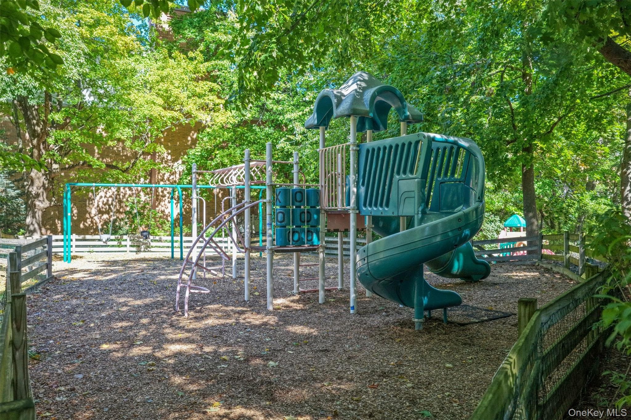 78 Greenway Drive thumbnail 36