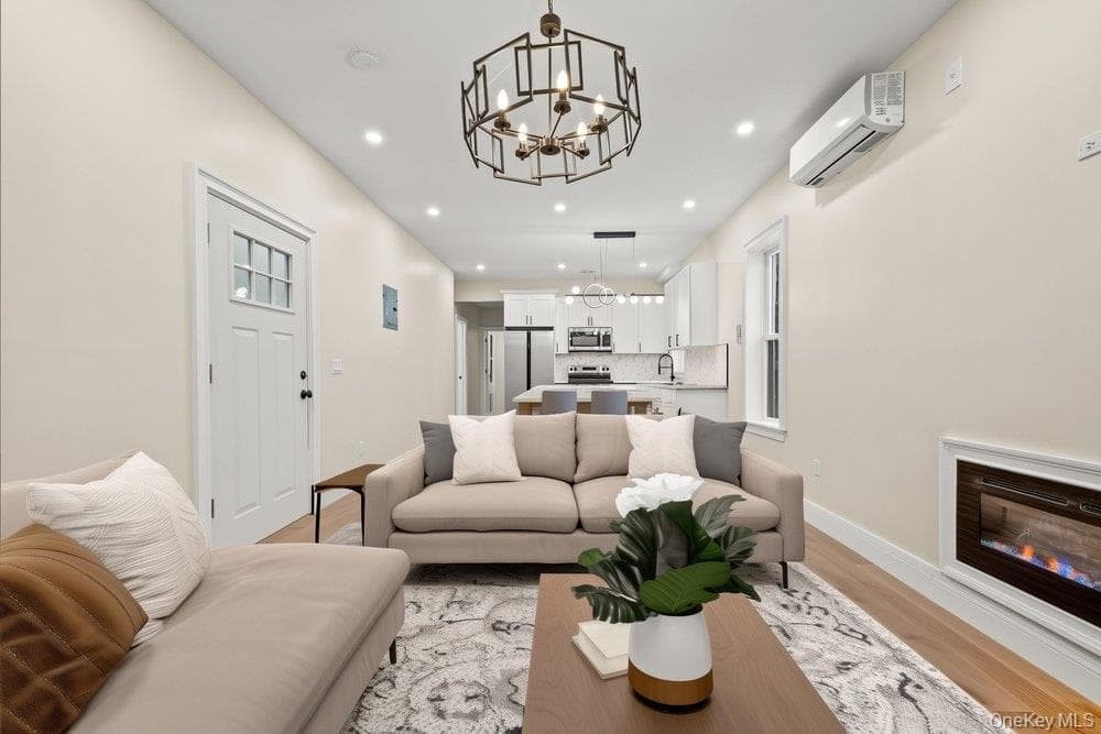 639 Watkins Street thumbnail 12