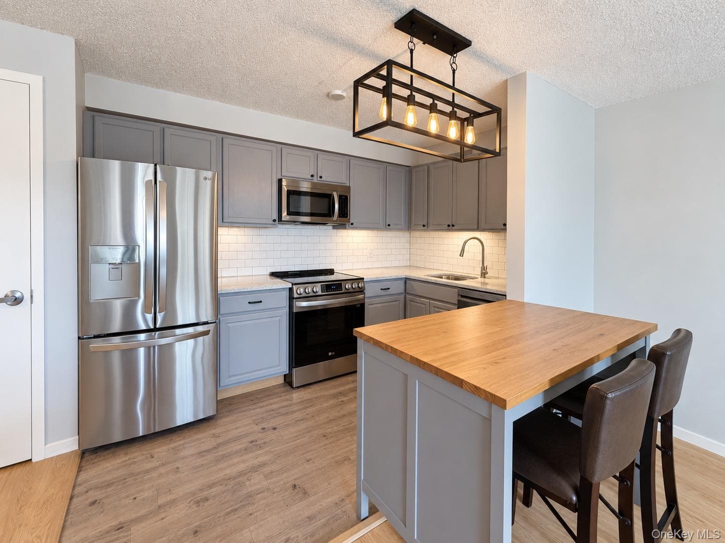260 Beach 81st Street Unit: 3D photo 1