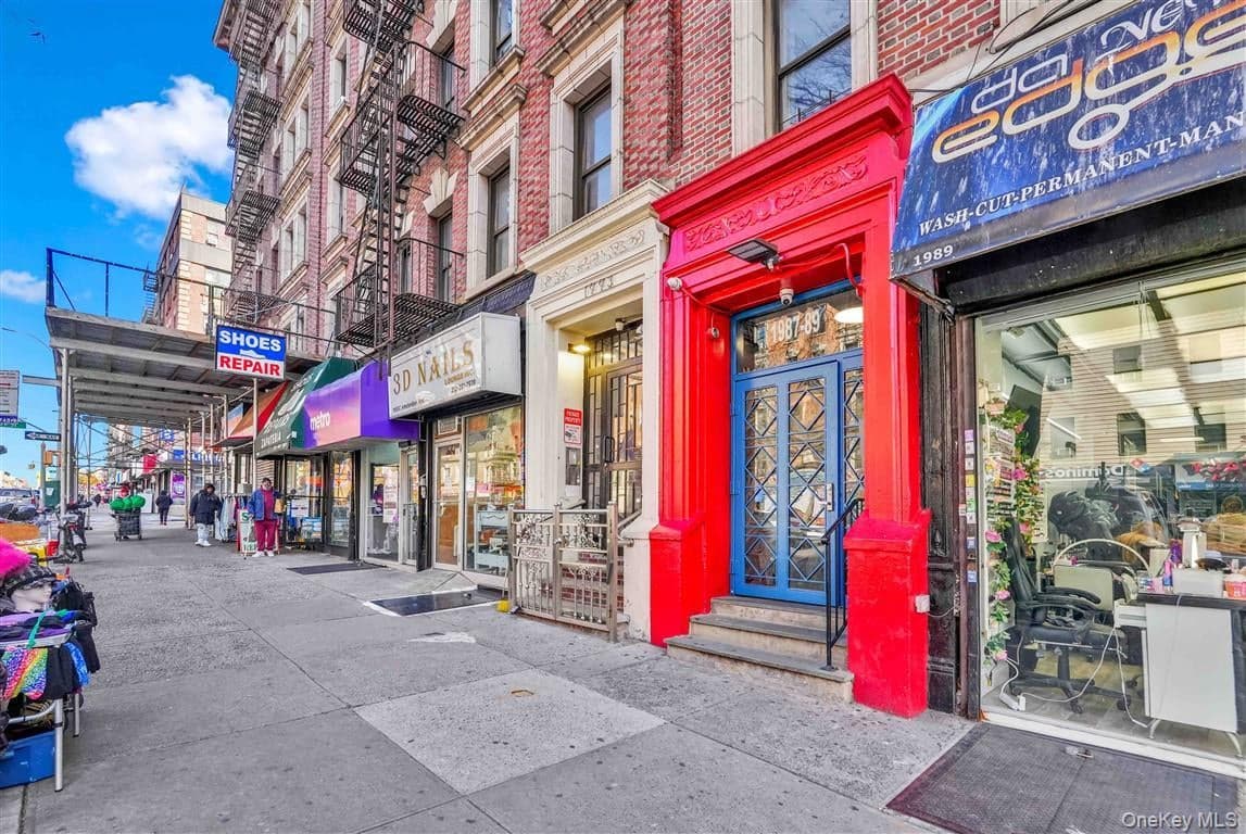 1993 Amsterdam Avenue Ave Unit: 31 thumbnail 3
