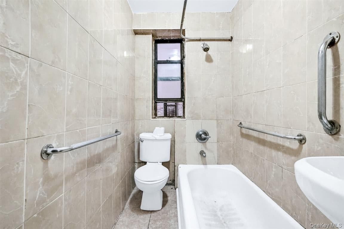 1993 Amsterdam Avenue Ave Unit: 31 thumbnail 14