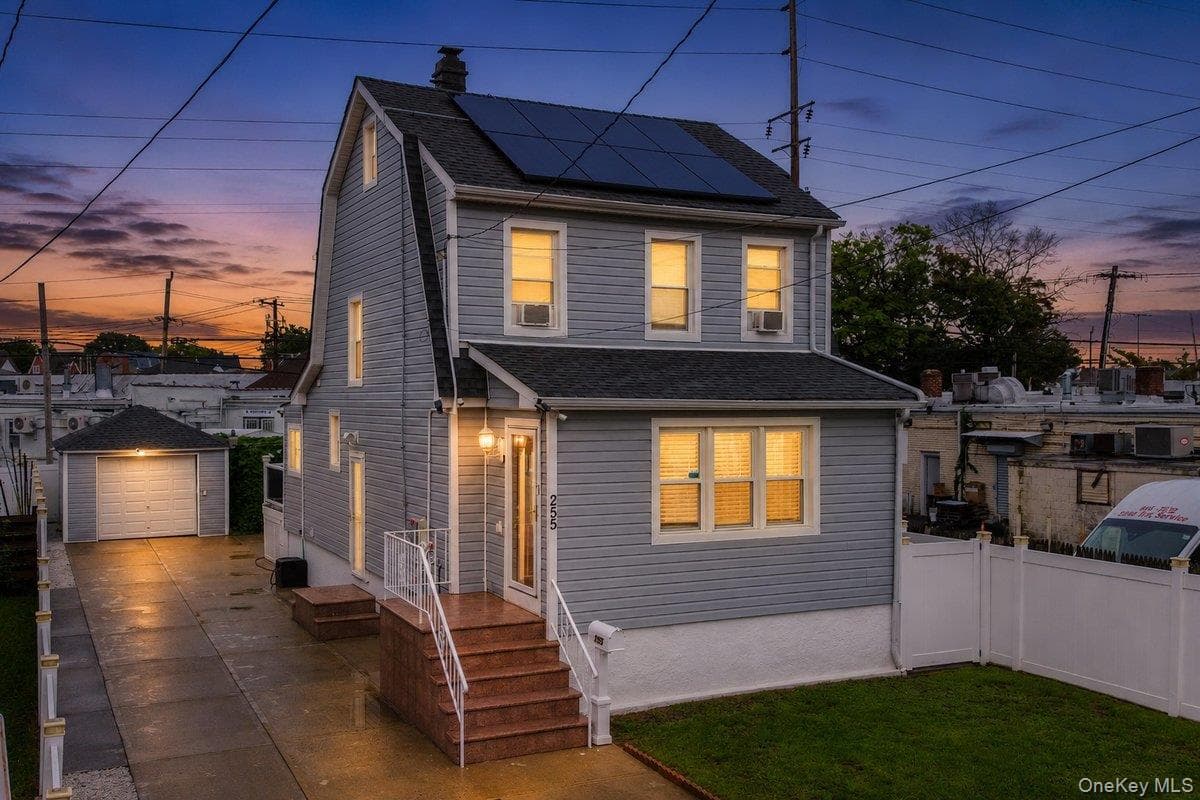 255 Cochran Place thumbnail 6