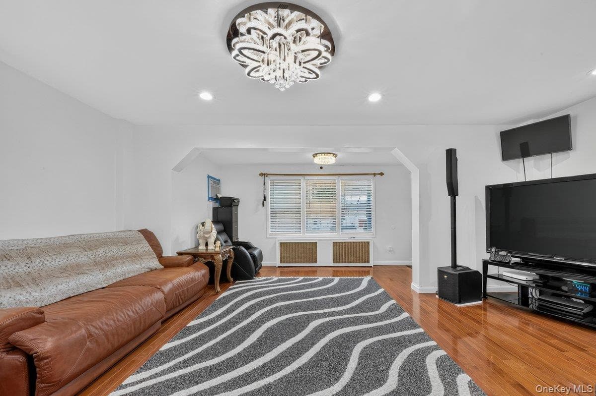255 Cochran Place thumbnail 11