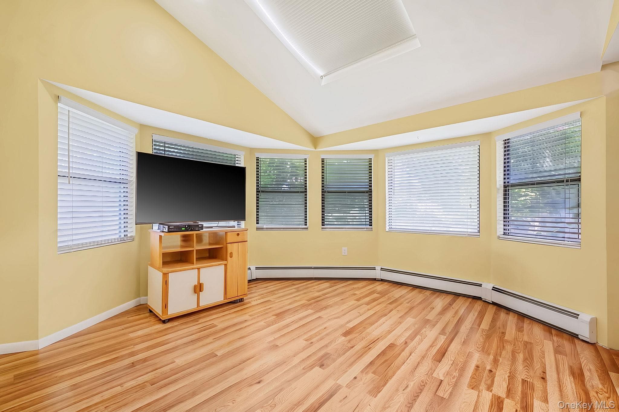 41 Apple Tree Drive thumbnail 10