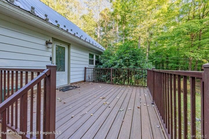 120 Sherman Road thumbnail 49