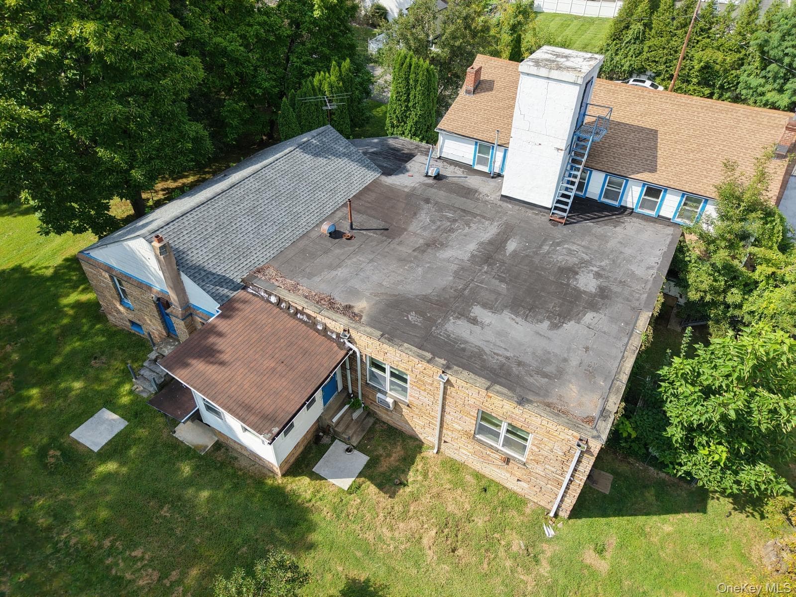 184 S Pascack Road thumbnail 39